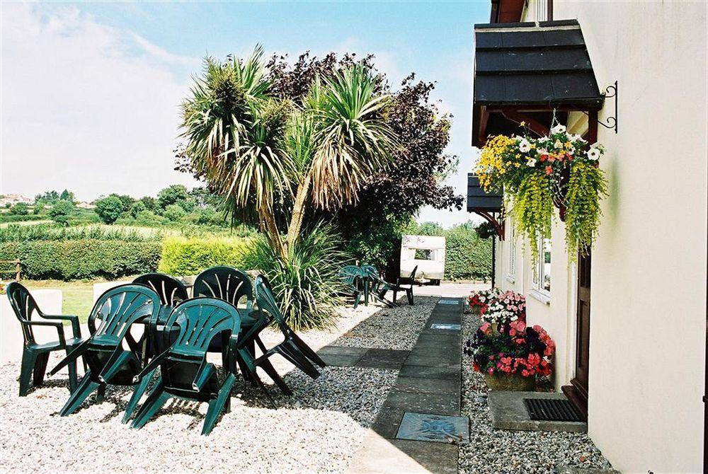 Crossways & Sea View Holiday Apartments Torquay Luaran gambar